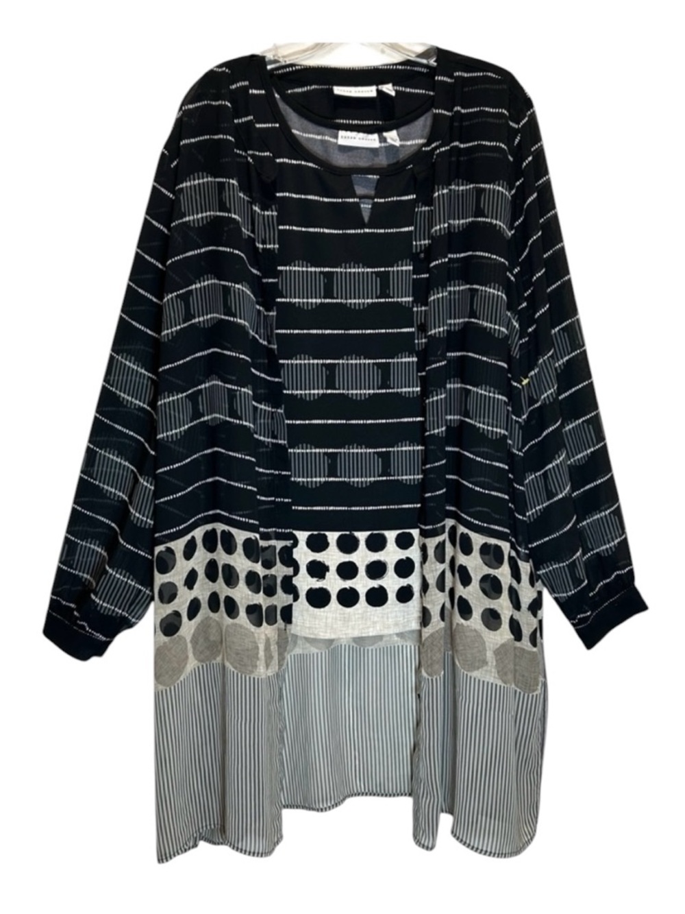 Two-Piece Black, Gray, Tan Sheer Long Line Button-up Tunic and Tank - Size XL